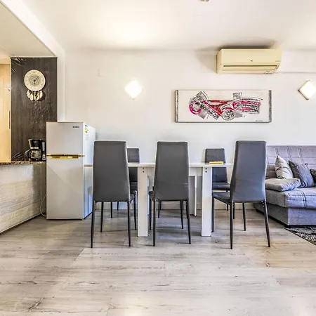 Apartament Catalunya 92-20 By Interhome *